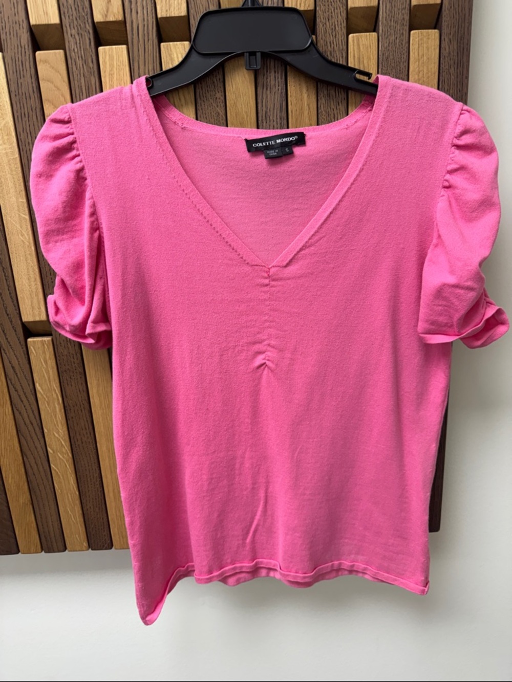 Colette Mordo Pink V-Neck Puff Sleeve Lightweight Sweater Top, size S